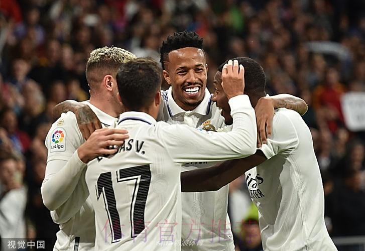 西甲-巴尔韦德22米世界波魔笛破门 皇马3-1塞维利亚 西甲-巴尔韦德22米世界波魔笛破门 皇马3-1塞维利亚